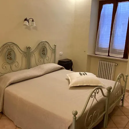 La Torre Di Bed and breakfast Montalcino