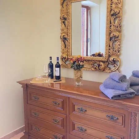La Torre Di Bed and breakfast Montalcino